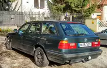 Rückansicht: BMW 5 Touring E34. Foto: 11.2020.