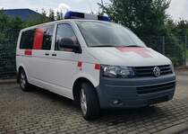 =VW T 5 als ausgemustertes Fahrzeug des DRK steht im Juli 2021 zum Verkauf