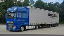 =DAF XF-Sattelzug der Spedition NOPHUT steht im Juli 2021 auf dem Rasthof Fulda-Nord