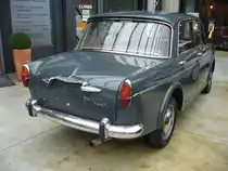Heckansicht eines Fiat 1100D. Classic Remise Düsseldorf am 16.12.2021.