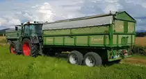 =Fendt Vario 317 mit KRONE Emsland-Hänger, Sommer 2021