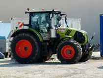 CLAAS 530-ARION, anlässlich seiner Mittagspause; 210721
