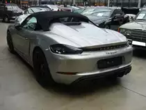 Heckansicht eines Porsche 718 Spyder. Classic Remise Düsseldorf am 16.12.2021.