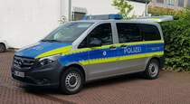 =MB Vito der hessischen Landespolizei steht im Juli 2021 in Hünfeld