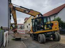 =CAT M 314 steht auf einer Baustelle in Hünfeld, 07-2021