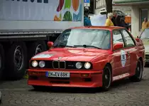 BMW M3(EVO)IN HAIGER/SAUERLAND-KLASSIK
Oldtimer???Für mich ein ganz heißes Gefährt,der BMW-M3 von 1988 von S.und S. Kunze
bei der Sauerland-Klassik in HAIGER,1.10.21
