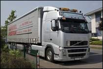 VOLVO FH12 460PS  De Tappendrper  von DL Transporte steht im Industriegebiet in Haltern am See. (01.05.2009)
