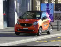 Oranger - Schwarzer Werbesmart in Lausanne am 01.01.2022