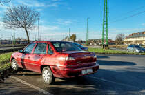 Rückansicht: Daewoo Nexia  Ruby Red . Foto: Dezember 2020.