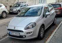 Fiat Punto Modelljahr 2015, fotografiert in 12.2020.