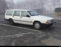 Weisser Volvo Polar in Yverdon am 01.01.2022