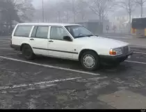 Weisser Volvo Polar in Yverdon am 01.01.2022