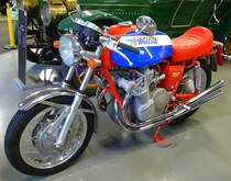 MV Augusta 750S, 4-Zyl.Reihenmotor, 743ccm, 72PS, Vmax.200Km/h, Bauzeit 1970-75, Autosammlung Steim Schramberg, Aug.2014