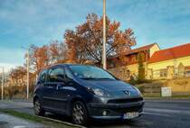 Peugeot 1007, gesehen in 12.2020.