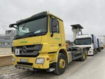 Mercedes-Benz Actros von Wittmann im Entwicklungsgebiet München-Freiham, Februar 2022