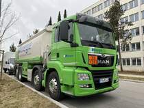 MAN TGS von BYenergie bei der Wochenendruhe in Ottobrunn bei München, Februar 2022