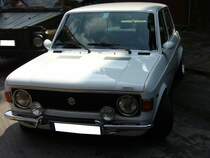 Fiat 128 Rally, gebaut in den Jahren von 1971 bis 1975. Zwei Jahre nach Erscheinen des Erfolgsmodelles 128, schob Fiat den 128 Rally nach. Sportlichere Optik und ein auf 1.269 cm³ aufgebohrter Vierzylinderreihenmotor mit 67 PS, sollten den sportlich ambitionierten Familienvater ansprechen. Oldtimertreffen Kokerei Zollverein.