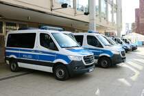 Polizei Hessen Mercedes Benz Sprinter am 05.03.22 in Frankfurt am Main