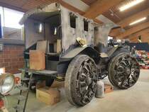 =Pavesi-Militärschlepper Baujahr 1932, 55 PS steht bei der Bulldogmesse in Alsfeld, 10-2021