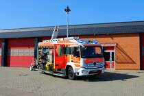 Feuerwehr Stockstadt am Main Mercedes Benz Atego HLF2 (Florian Stockstadt 40/2) am 26.03.22 bei einen Fototermin