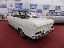 Heckansicht eines Opel Kadett A Coupe, gebaut von 1963 bis 1965. Techno Classica Essen am 27.03.2022.