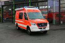 Feuerwehr Kleinostheim Mercedes Benz Sprinter ELW (Florian Kleinostheim 12/1) am 02.04.22 bei einen Fototermin