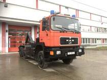 WLF der Feuerwache Berlin-Marzahn, 3-achsig, auf MAN - Basis am 12.01.2022.