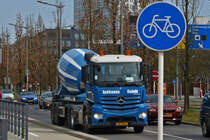 Mercedes Benz Antos Betonmischer Sattelzug, aufgenommen in der Stadt Luxemburg. 03.2022