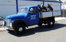 Framo V901/2 Pritschenwagen mit Ladegut Motorrad des Fuhrbetriebes Gebr.Beck aus Ilmenau. Zu sehen beim 12.IFA-Oldtimertreffen 2009 in Werdau.