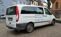 =MB Vito von LAUBACH-Gebäudereinigung steht im Januar 2022 in Hünfeld