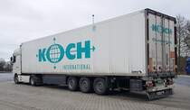 =DAF XF vom Nutzfahrzeugvermieter GTT GREIWING mit einem Auflieger von KOCH-International aus Osnabrück, 01-2022