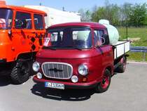 B 1000 HP mit Flssiggasbehlter auf der Ladeflche. Zu sehen beim 12.IFA-Oldtimertreffen 2009 in Werdau.