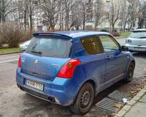 Rückansicht: Suzuki Swift Mk3 Sport in der Farbe Kashmir Blue. Foto: 01.2021