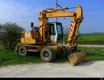 LIEBHERR A 312 abgestellt in Bonfol am 15.04.2022