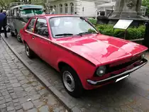 Opel Kadett C, gebaut im mittlerweile nicht mehr existierenden Werk Bochum in den Jahren von 1973 bis 1979. Hier wurde das  Sondermodell J  abgelichtet. Dieses Modell sollte eine junge Käuferschicht ansprechen und war nur als zweitürige Limousine oder als City lieferbar. Oldtimertreffen des AMC Essen-Kettwig am 01.05.2022.