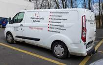 =Ford Transit Custom von Elektrotechnik SCHÄFER steht im März 2022 in Alsfeld