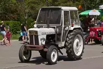 David Brown steht am Versorgungspunkt nahe der Staumauer von Esch Sauer. 09.05.2022