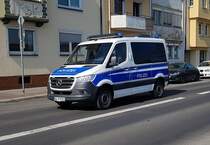 =MB Sprinter der  Bayrischen Landespolizei  unterwegs in Würzburg, 03-2022