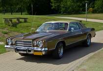 Dodge Charger, Bj 1976, erreicht den Treffpunkt beim Oldtimertreffen in Wintger (L). 29.05.2022