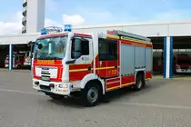 Feuerwehr Neu-Isenburg MAN TGM StlF 20/25 (Florian Isenburg 1/40-1) am 21.05.22 bei einen Fototermin