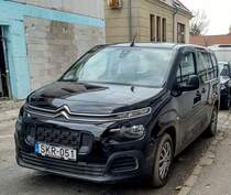 Diesen Citroen Berlingo (dritte Generation) habe ich in Januar 2021 gesehen.