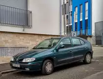 Diesen Renault Mégane I habe ich in Januar 2021 gesehen.