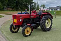 Ursus C 355, Bj 1976, steht auf dem Gelnde des Oltimertreffens in Wintger(L). 29.05.2022   