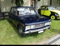 Fiat 125 S an der Oldtimer Ausstellung auf dem Flughafen Bleienbach am 29.05.2022