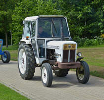 David Brown 990, war Teinehmer bei der Rundfahrt bei dem Oldtimertreffen in Wintger. 29.05.2022   