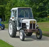 David Brown 990, war Teinehmer bei der Rundfahrt bei dem Oldtimertreffen in Wintger. 29.05.2022   