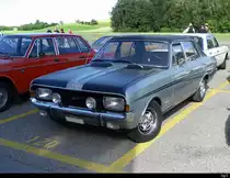 Opel Commedore an der Oldtimer Ausstellung auf dem Flughafen Bleienbach am 29.05.2022