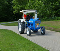 Ford 2000, nahm an der Rundfahrt bei dem Oldtimertreffen in Wintger teil. 29.05.2022   