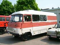 Robur LD3004 Mehrzweckkasten beim Oldtimertreffen in Hartmannsdorf am 1.Mai 2009
