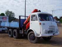 STEYR680(Bj.1973) wurde mit  neumodernem  Kran aufgerstet;090510